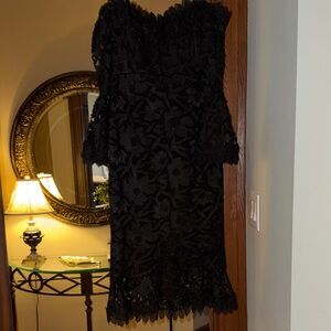 Alexia Admor Black Lace Midi Dress